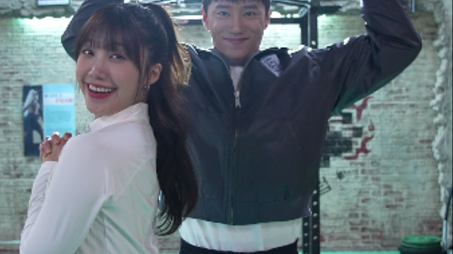 24시 헬스클럽 스틸컷